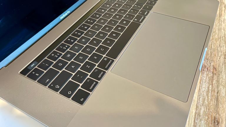 🔥MacBook Pro 15,4" Retina, 16GB mem, 1TB, boxed 2016, BRAND NEW Motherboard nad Battery 