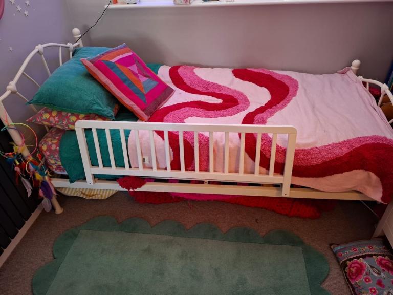 single bed