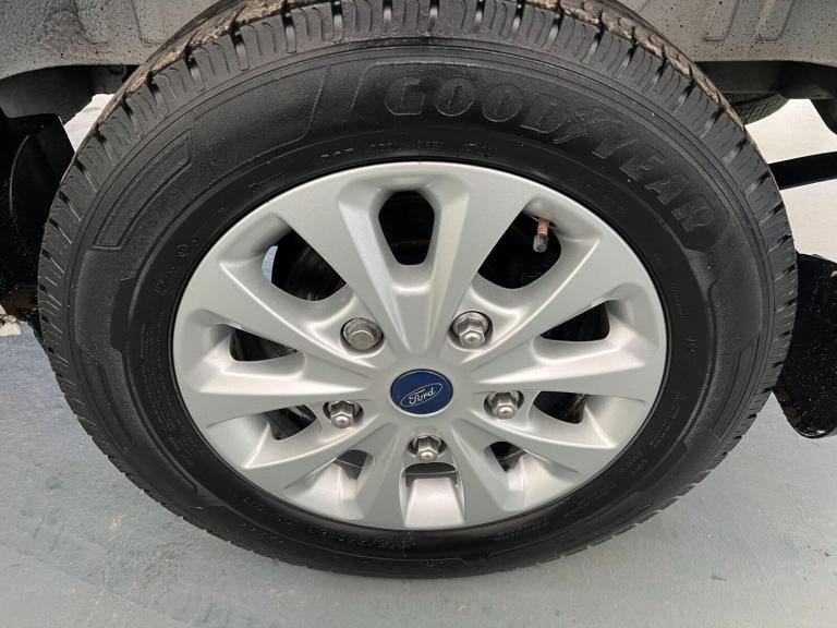 2023 Ford Transit Custom 2.0 320 EcoBlue Limited Crew Van Auto L2 H1 Euro 6 5dr Combi Van Diesel ...