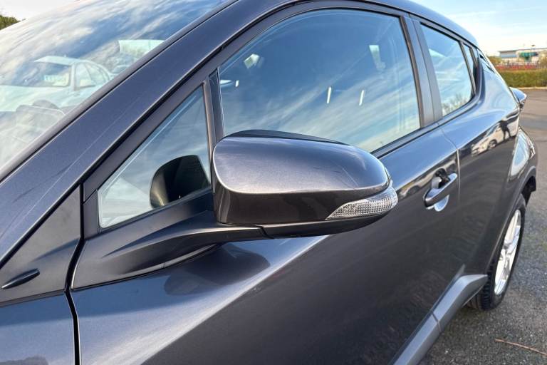 2022 Toyota C-HR 1.8 VVT-h Icon CVT Euro 6 (s/s) 5dr SUV PETROL/ELECTRIC Automatic