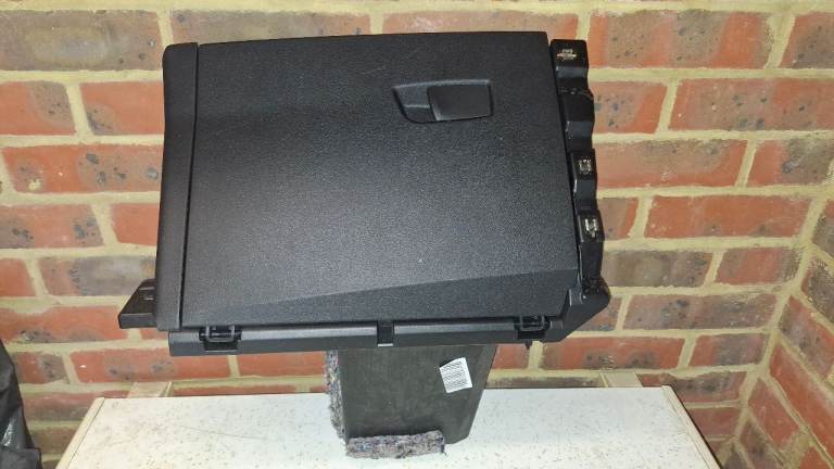 Renault Clio Mk 5 Glovebox- fits most versions.