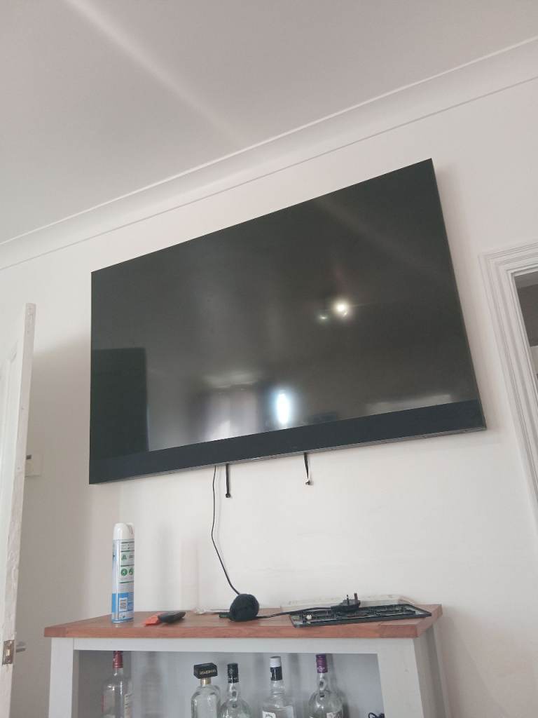 60" sky glass tv spares or repair 