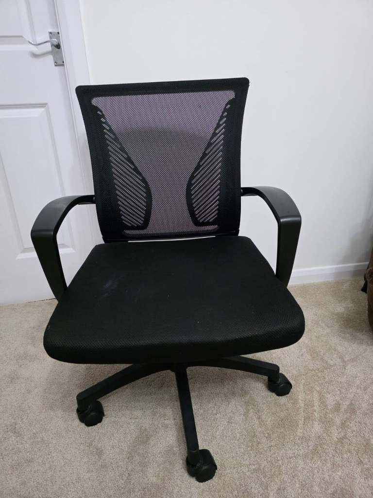 Black Office Swivel Chair with Armrests | Adjustable Height Chair in Excellent Condition like New