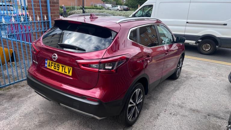 Nissan qashqai N1.5 dCi 115 N-Connecta 5dr 2 owners full Nissan history stunning