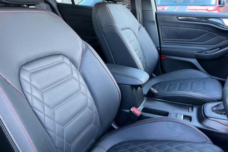 2025 Ford Focus 1.0T EcoBoost MHEV ST-Line X 5dr [AUTO] **TrustFord Demo** HEATED SEATS &amp; S H...