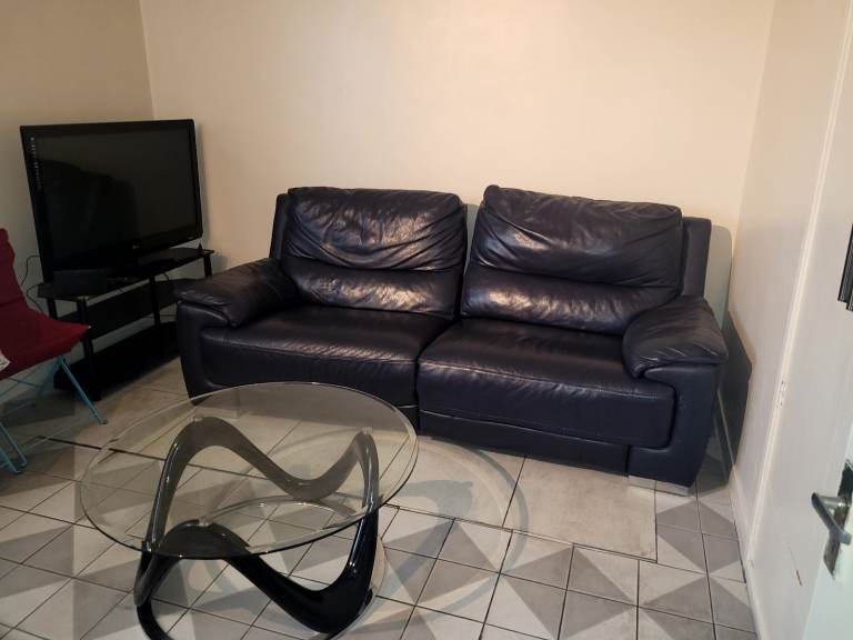 ONE BEDROOM APARTMENT TO LET ! ! !