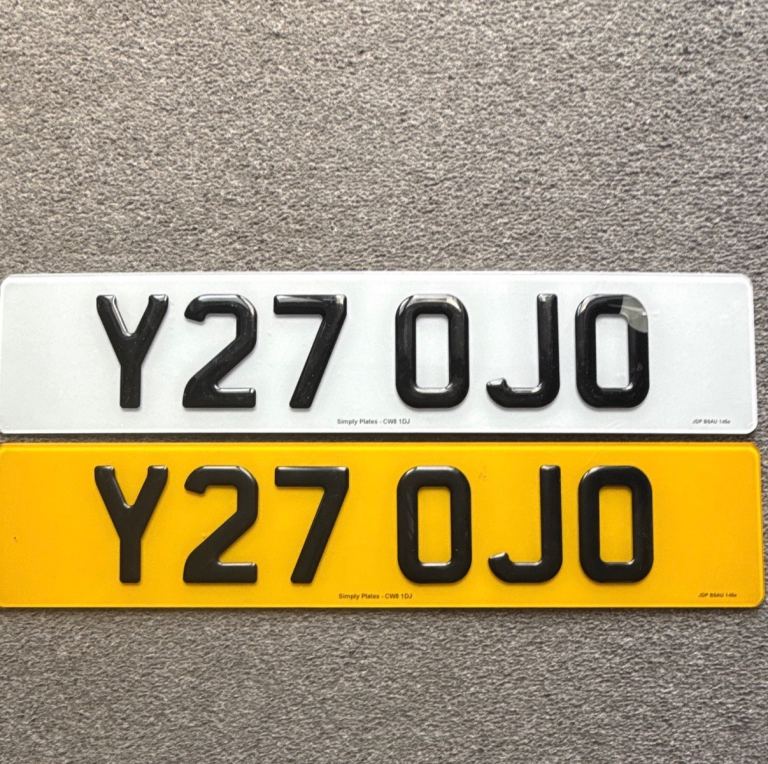 Private plate Y27ojo 