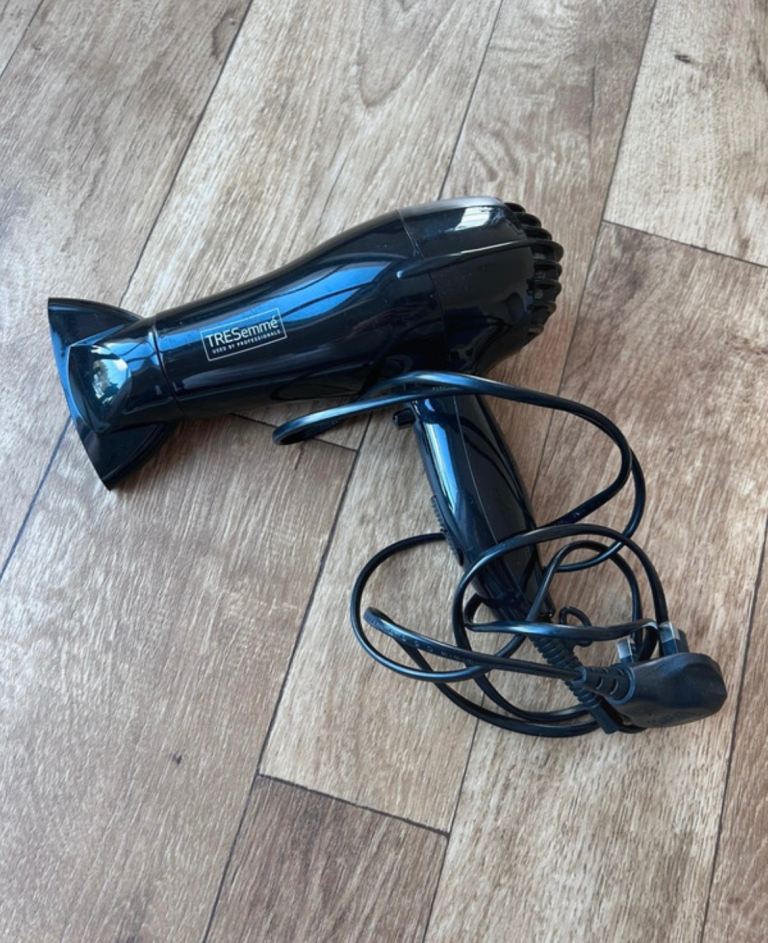 Tresemme hair dryer