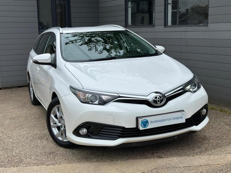 2015 Toyota Auris 1.6 D-4D Icon Touring Sports Euro 6 (s/s) 5dr ESTATE Diesel Manual