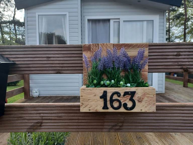 House number planters 