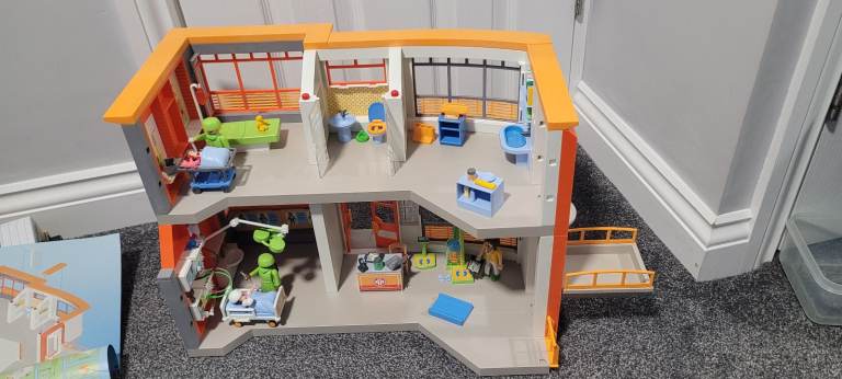 Playmobil childrens hospital