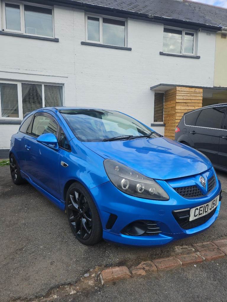 2010 corsa vxr new mot new engine drivers and looks stunning driver outstanding quick sale 