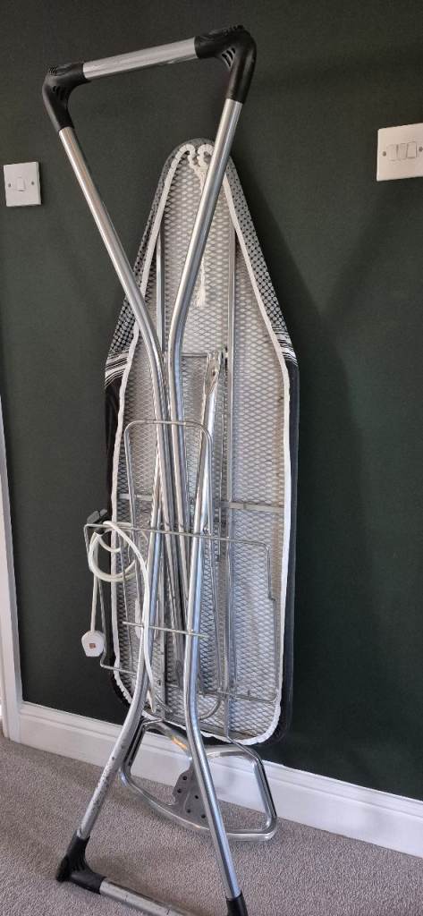 Minky Ergo Ironing Board with extension flex