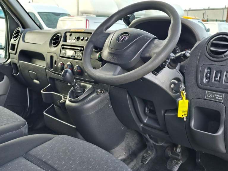 2018 Vauxhall Movano 2.3 CDTI H2 Van 130ps PANEL VAN DIESEL Manual