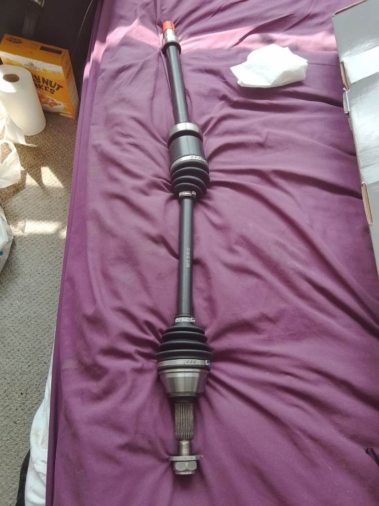 STABILISING DRIVESHAFT 