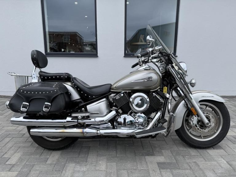 YAMAHA XVS1100 2006