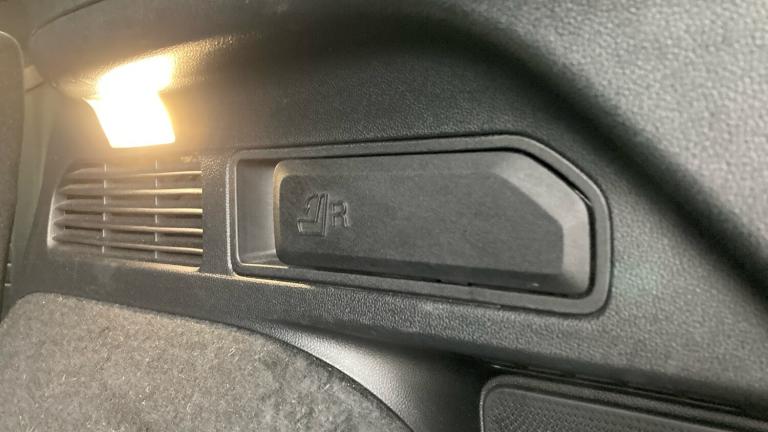 2023 Ford Kuga 2.5 PHEV Black Package Edition 5dr CVT Estate Estate Hybrid Automatic