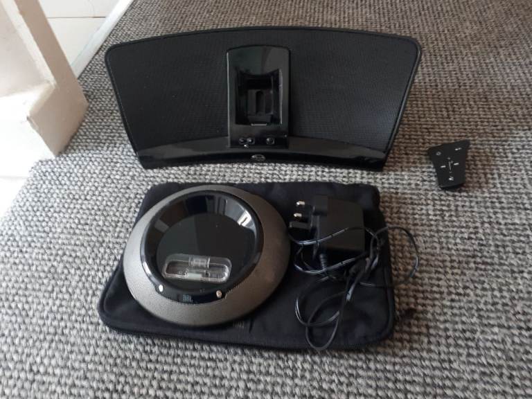 kiplish I groove Ipod dock and JBL speaker