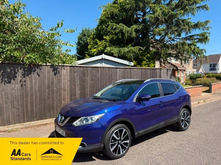 2014 Nissan Qashqai 1.5 dCi Tekna 5dr HATCHBACK Diesel Manual