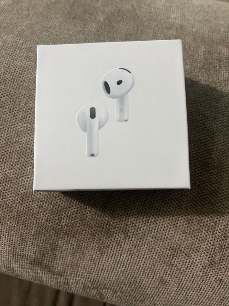 Airpod 4th gen noise cancellation 