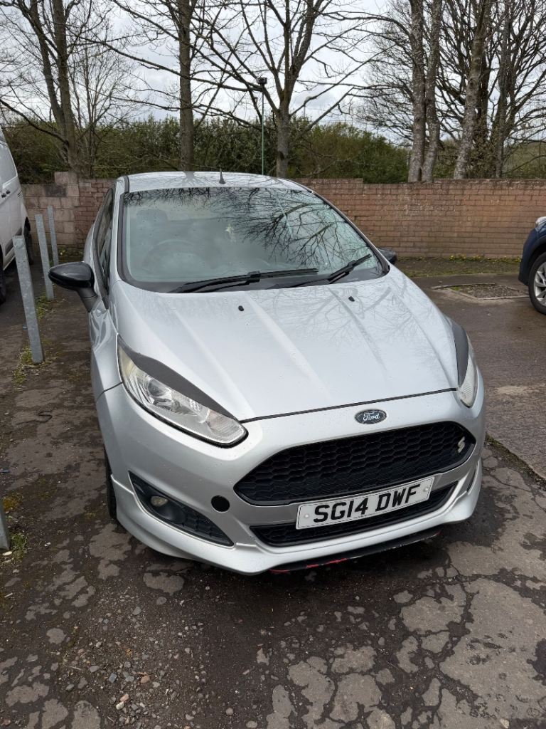 2014 Ford Fiesta S
