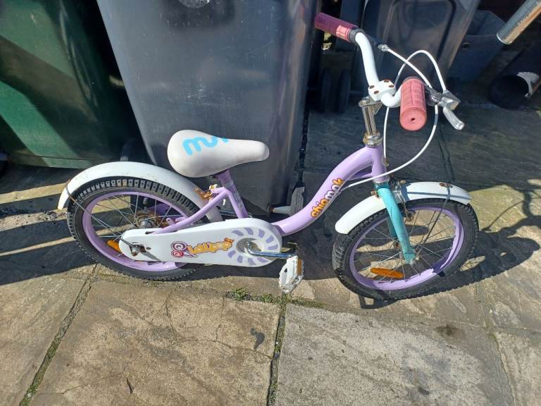 Girls bike 