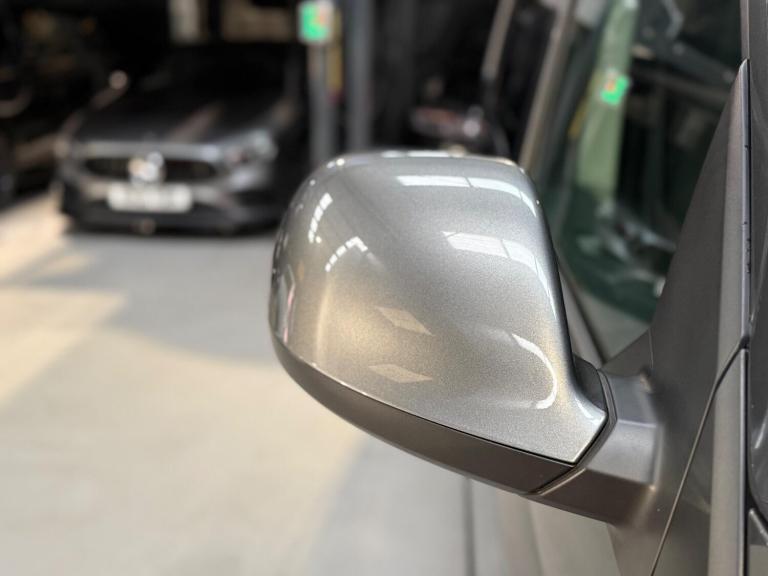  Volkswagen Transporter 2.0 TDI T32 Highline Kombi DSG FWD SWB Euro 6 (s/s) 5dr Diesel Automatic