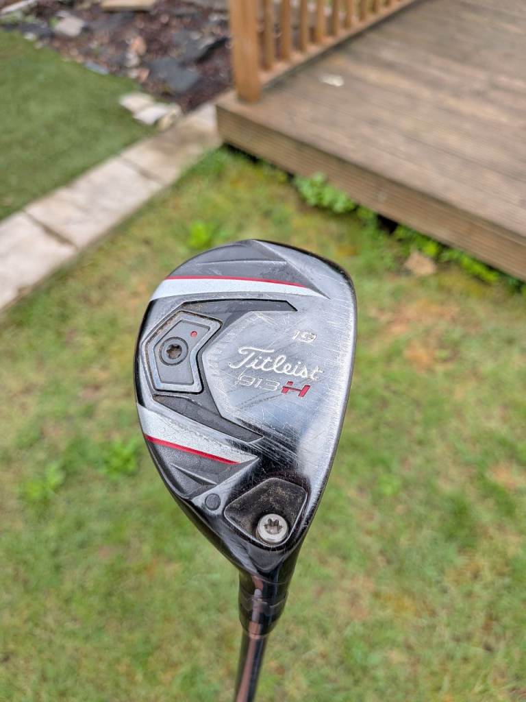 Titleist 913H Hybrid - 19 Degree - Aldila RIP Phenom Stiff Shaft 