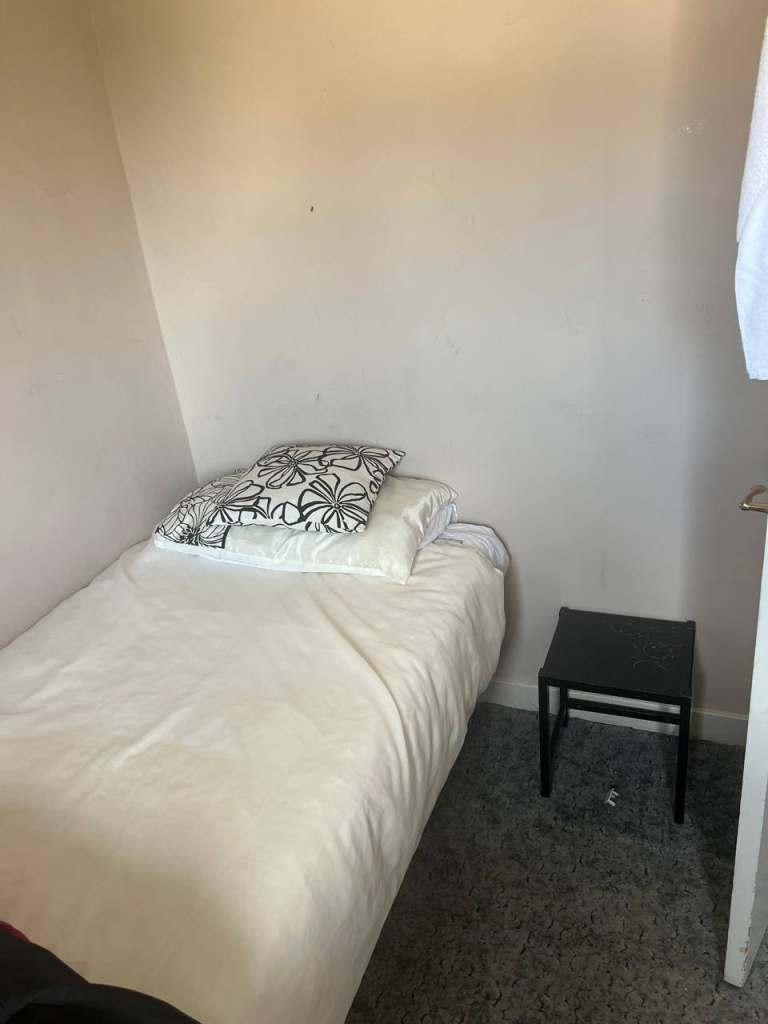 Room to rent