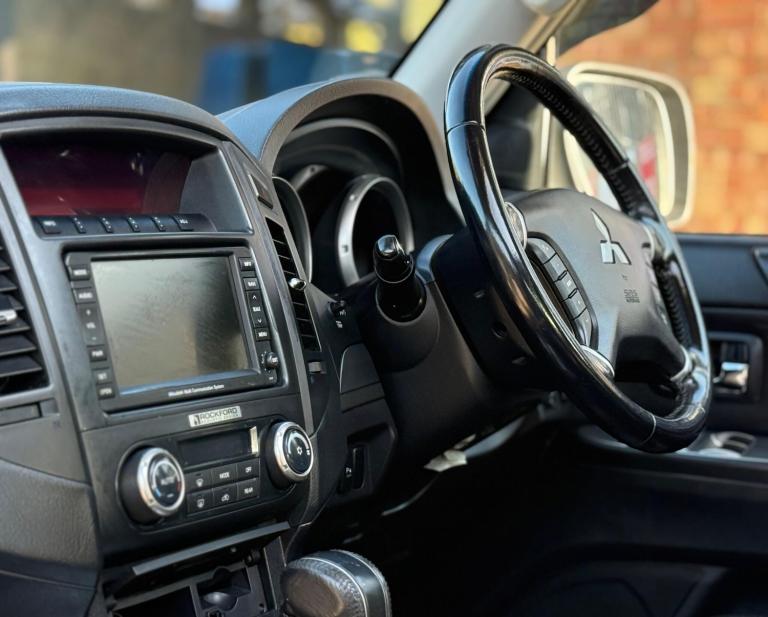 2008 Mitsubishi Shogun 3.2 DI-DC Elegance Auto 4WD Euro 4 5dr LWB Diesel