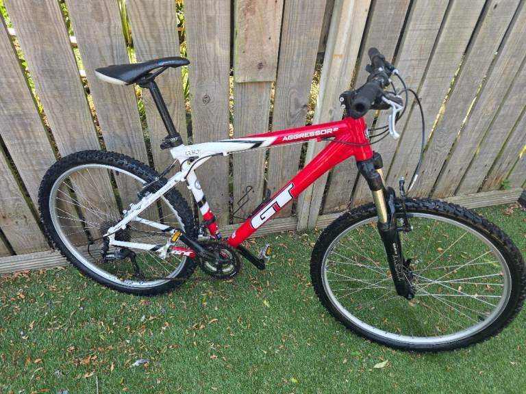 GT Aggressor Mountain Bike - Red and White, Good Condition