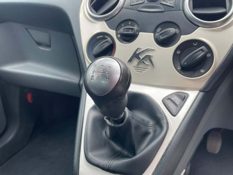 FORD KA 1.2 Zetec 2014