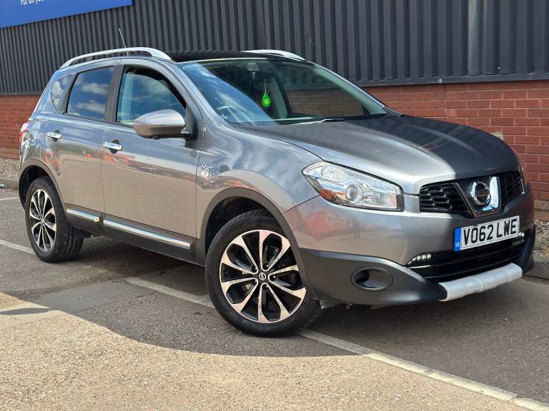 2013 Nissan Qashqai 1.5 dCi n-tec+ 2WD Euro 5 5dr PARKING CAMERAS | PAN ROOF | BARGAIN 