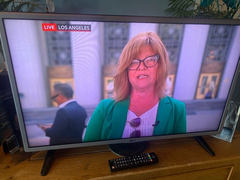 Only £30 !, lovely 32” LG freeview TV, immaculate condition 