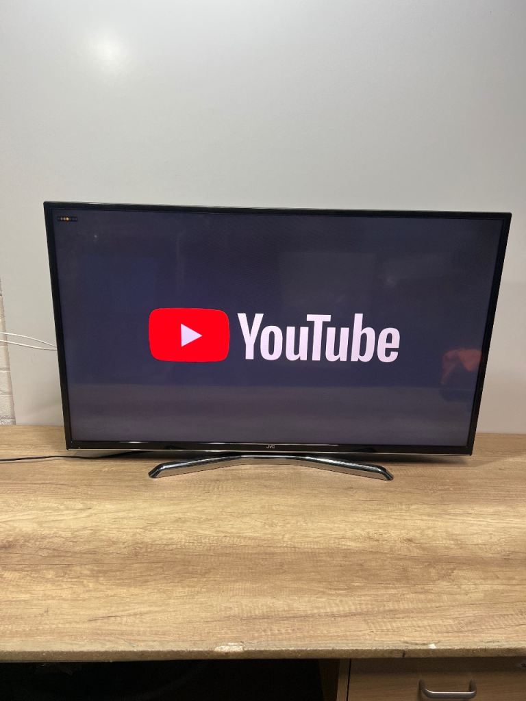 JVC 49" LED Smart TV – Good Working Order 