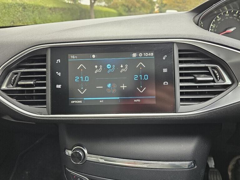 2019 Peugeot 308 SW PureTech Allure Estate Petrol Manual