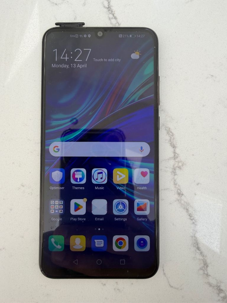 Huawei p smart big screen Android £60 No less can drop off 