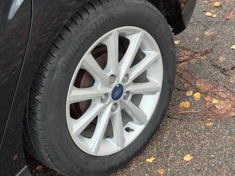 2015 Ford Focus 1.0T EcoBoost Titanium Euro 6 (s/s) 5dr HATCHBACK Petrol Manual