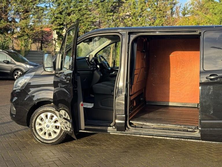 2021 Ford Transit Custom 2.0 EcoBlue 130ps Low Roof Limited Van Auto PANEL VAN DIESEL Automatic