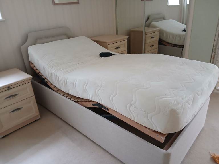 HSL - Riser Recliner Bed (Single)