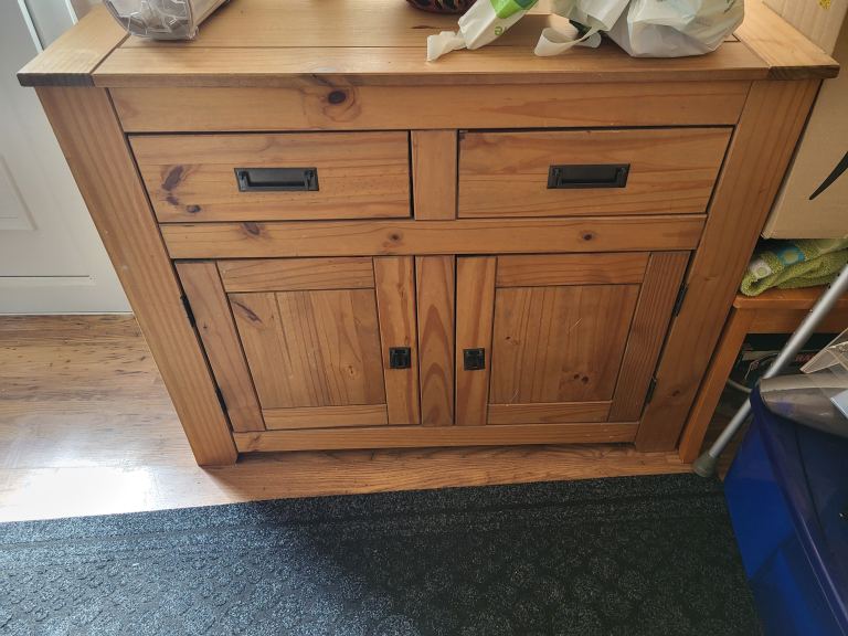 Small wooden sideboard 