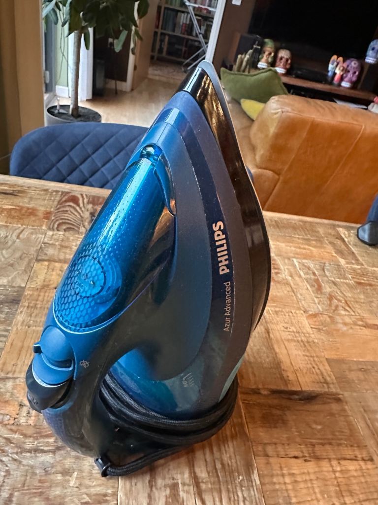 Philips Azur Advanced Steam Iron - GC4938/20