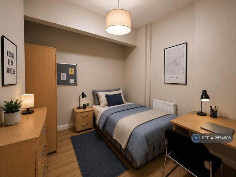 5 bedroom flat in St Augustines Parade, Bristol, BS1 (5 bed) (#2654808)