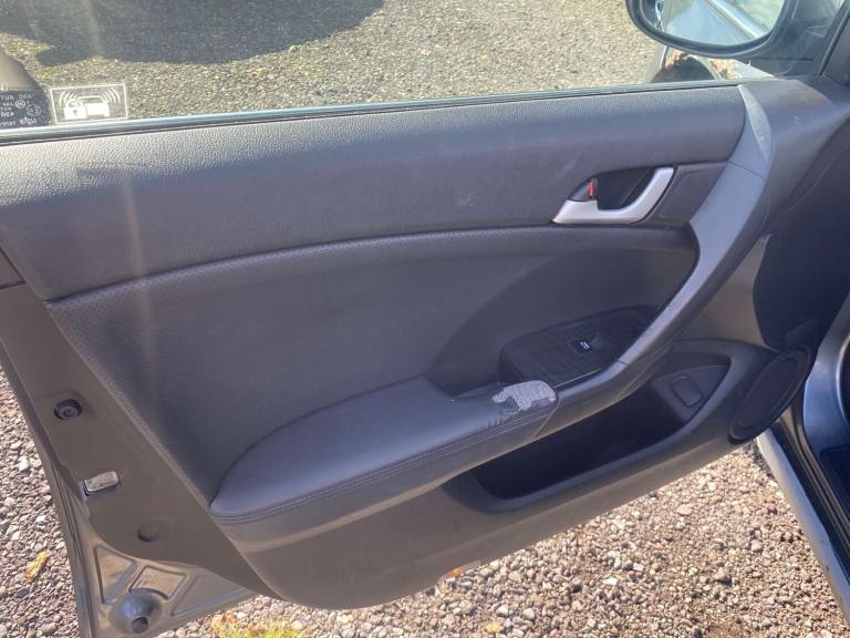 2009 Honda Accord 2.2 Accord EX i-DTec Auto 5dr Estate Diesel Automatic