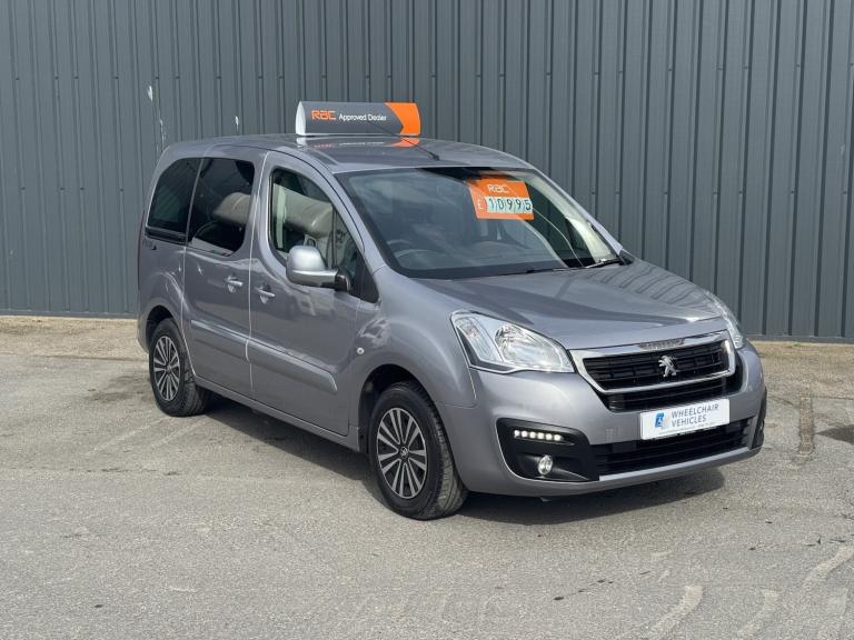 PEUGEOT PARTNER TEPEE Horizon 1.6 Petrol - WAV (Wheelchair Accessible Vehicle)