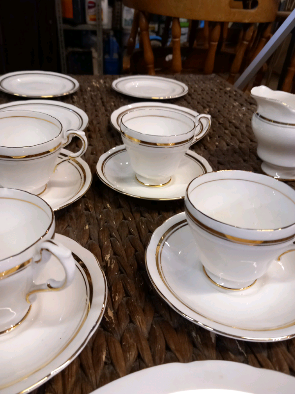 PARAGON POTTERY