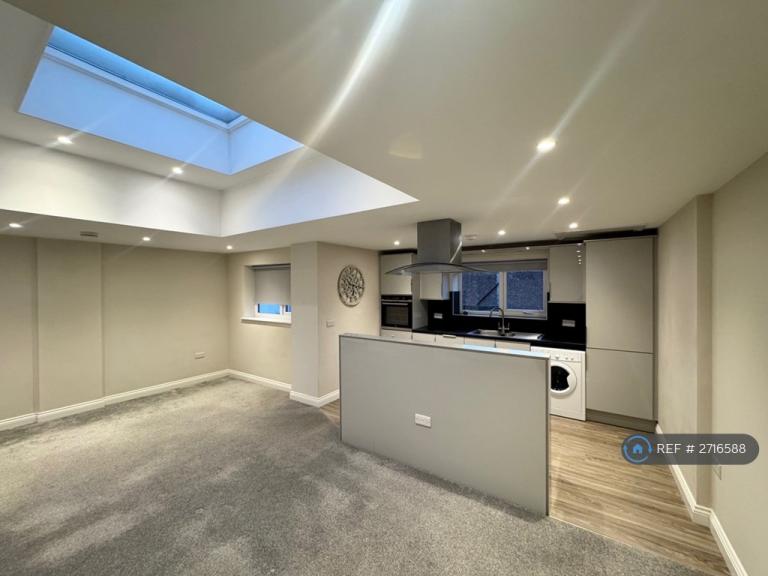 1 bedroom flat in London Street, Southport, PR9 (1 bed) (#2716588)