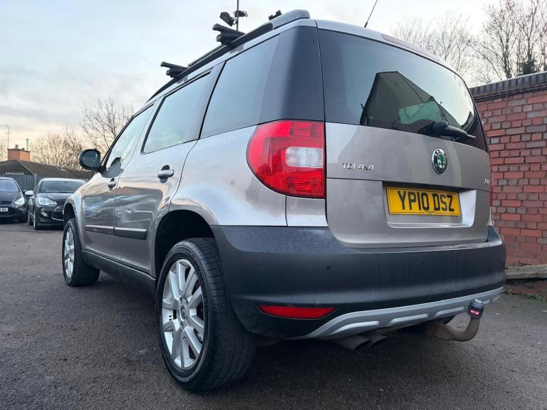 2010 Skoda Yeti 2.0 TDI CR Elegance 4x4 5dr HATCHBACK DIESEL Manual
