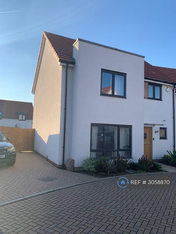 3 bedroom house in Radar Close, Southend-On-Sea, SS2 (3 bed) (#3058870)