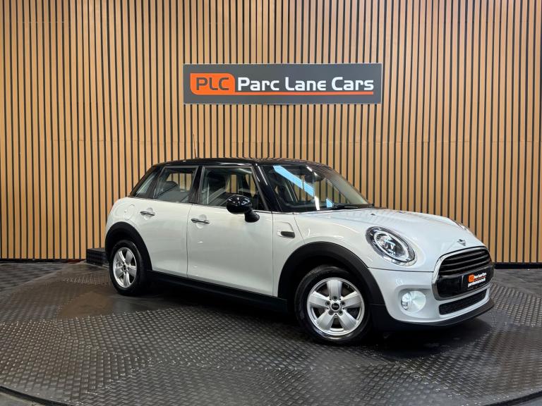 2019 Mini Hatch 1.5 Cooper Classic Hatchback 5dr - ONLY 39000 MILES - Petrol